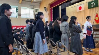 【公式】教育複合施設CloverHill府中 | 総合教育型民間学童保育・認可外保育・多彩な習い事 | 今朝、いつものように「いってらっしゃい」と声をかけたとき、ふと気づかれたかもしれません。｜府中市の教育複合施設CloverHill