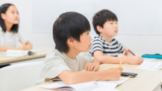 【公式】教育複合施設CloverHill府中 | 総合教育型民間学童保育・認可外保育・多彩な習い事 | 【学年別】小学校2学期の学習進度と、家庭でできる本当のサポートとは